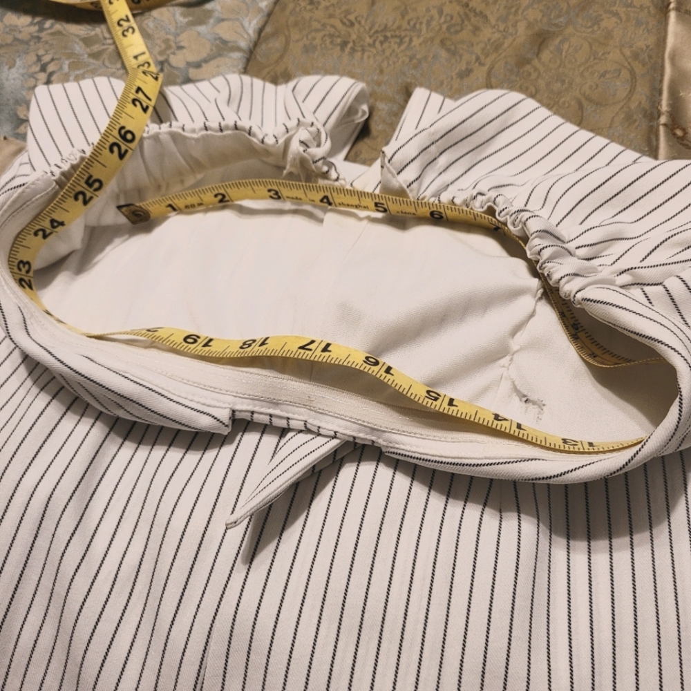 Blush Dress - Picture 12 of 13